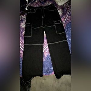 black cargo pants